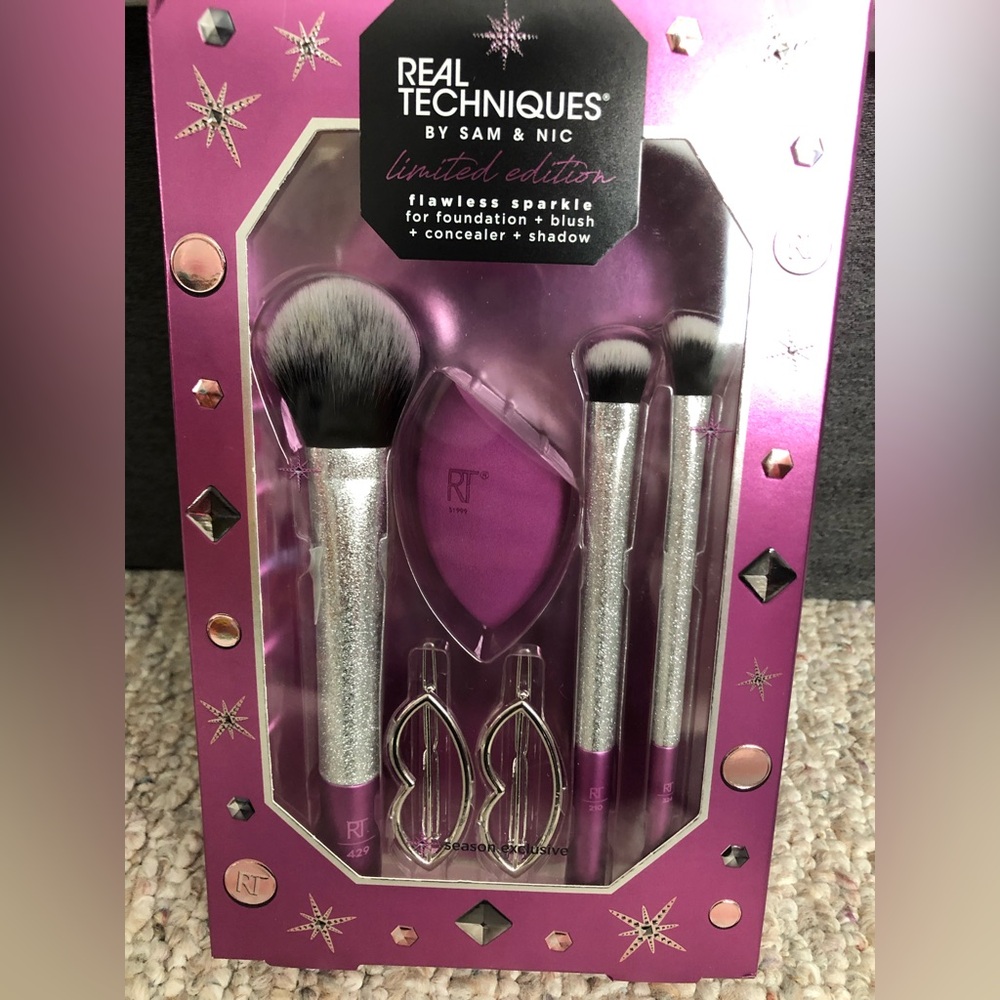 New Real Techniques brushes 5pc set